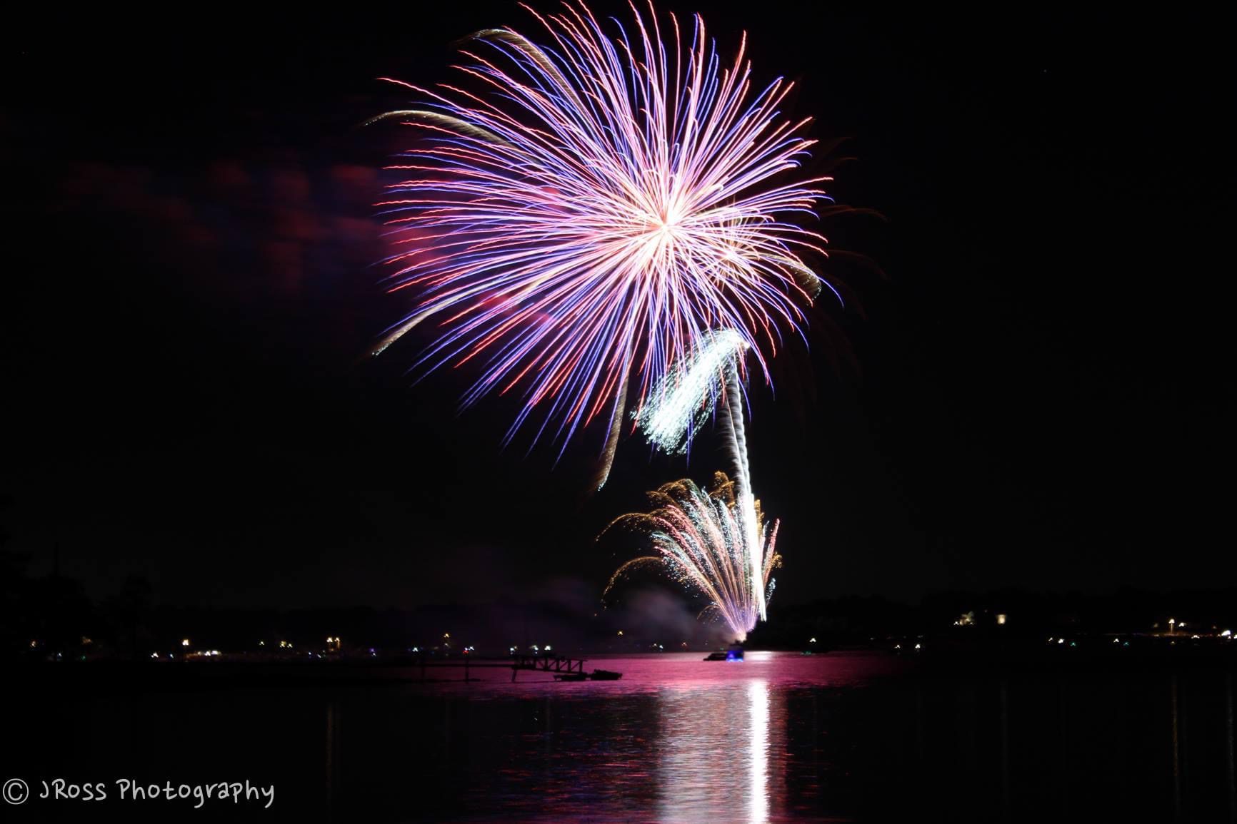 2018 Fireworks over Hingham Harbor (Joshua Ross Photography) 