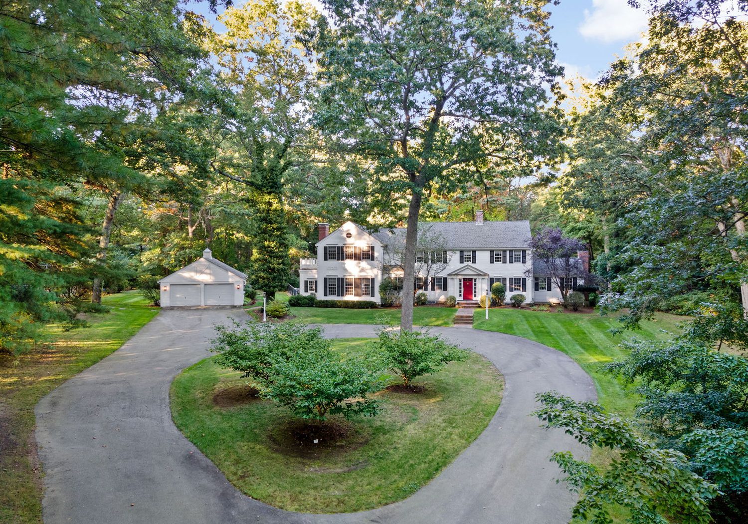 2337_1283_property_front-driveway-20260421012308