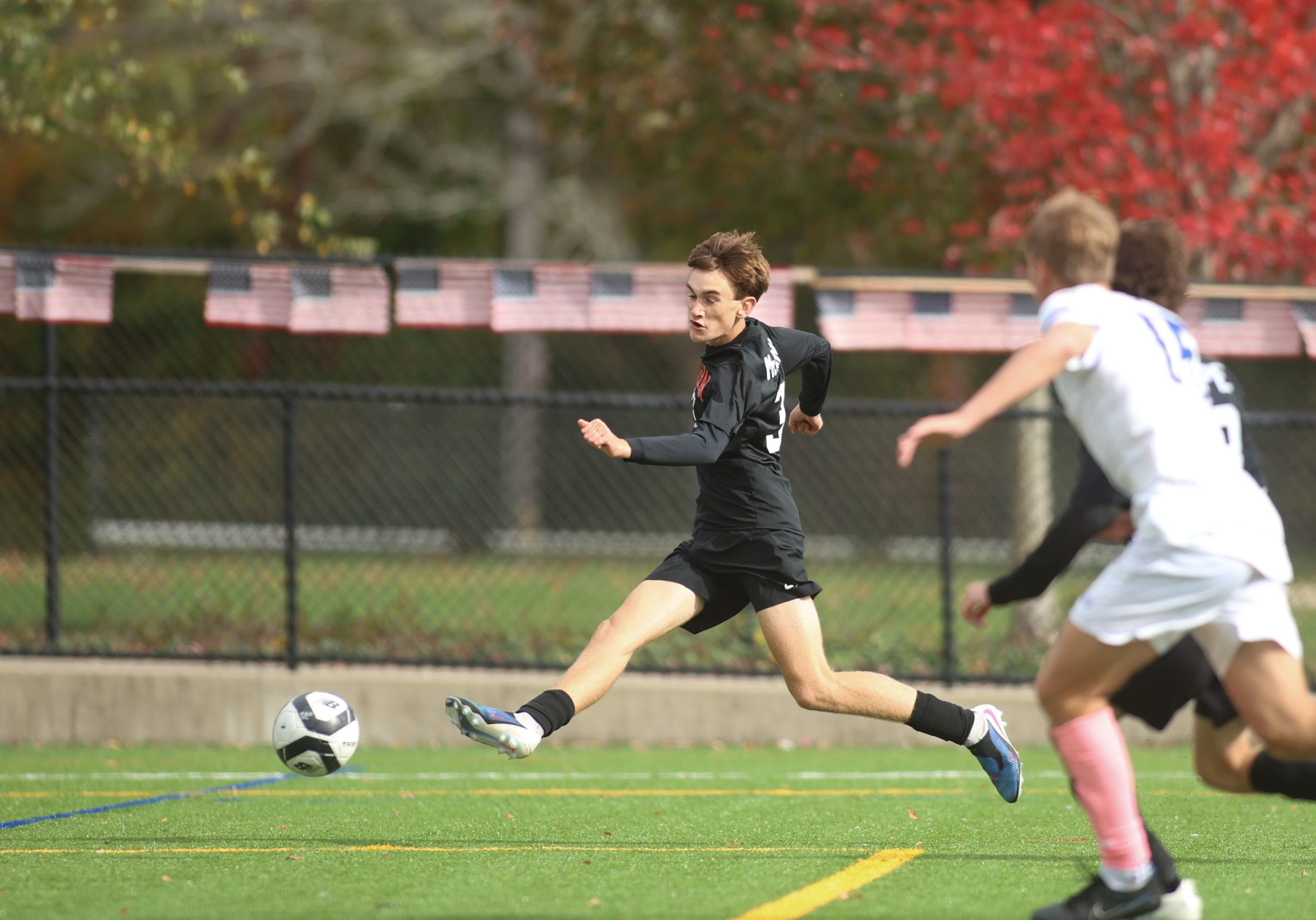 Junior Nolan McManus broke the 0-0 tie early in the second half before Nowell tied it again at 1-1.